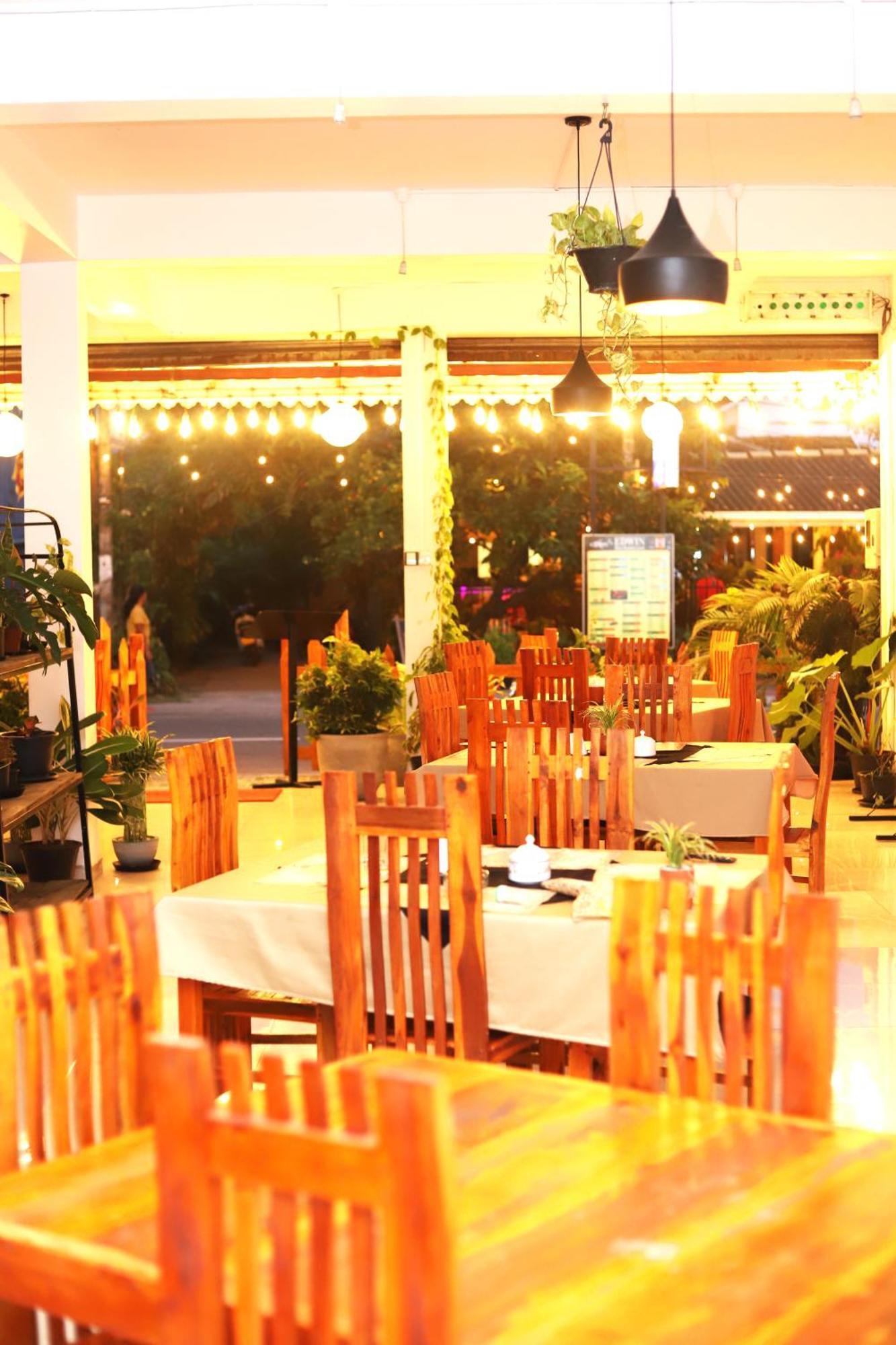 Kudapaduwa Royal Hub酒店 外观 照片