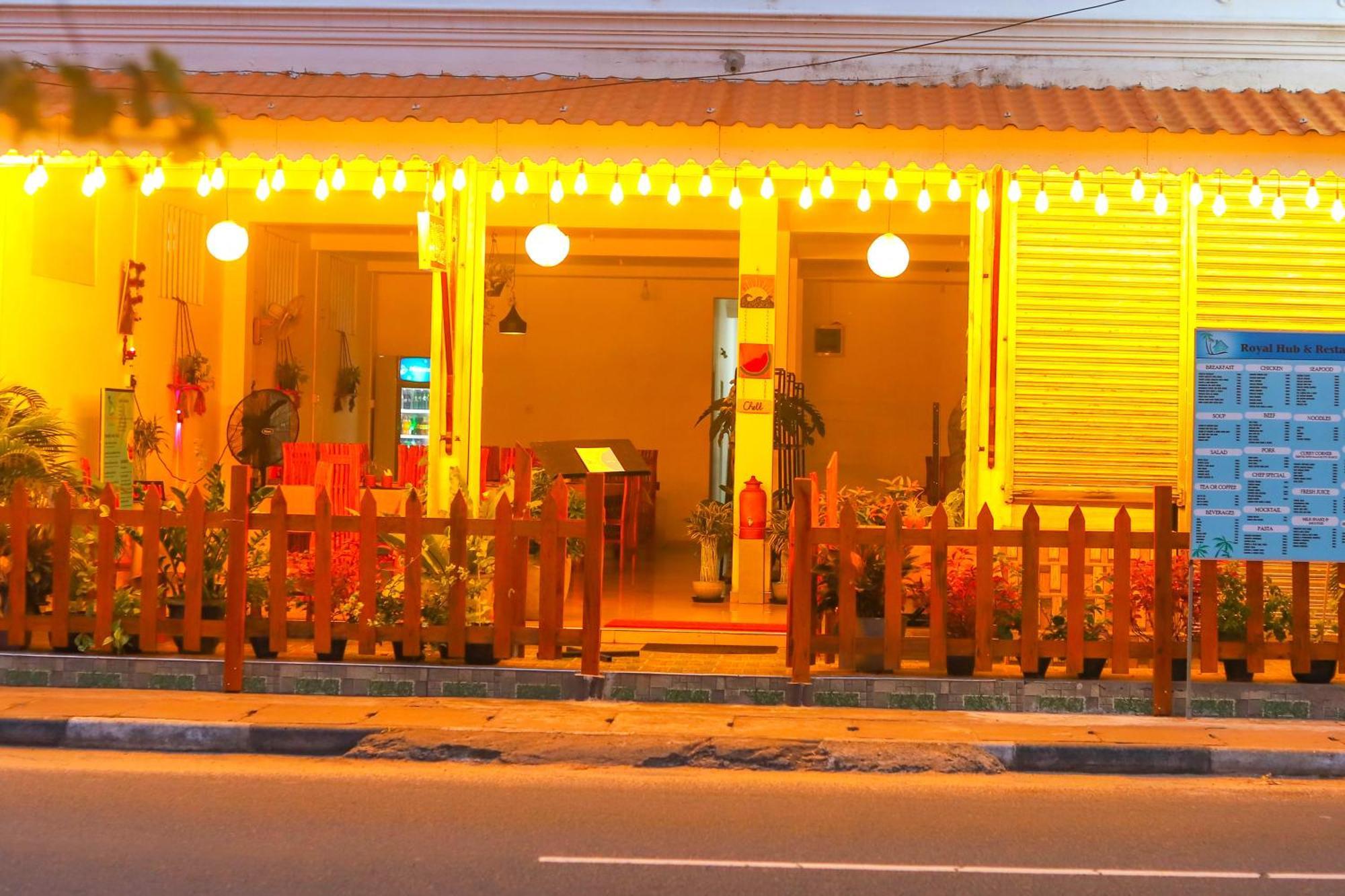 Kudapaduwa Royal Hub酒店 外观 照片